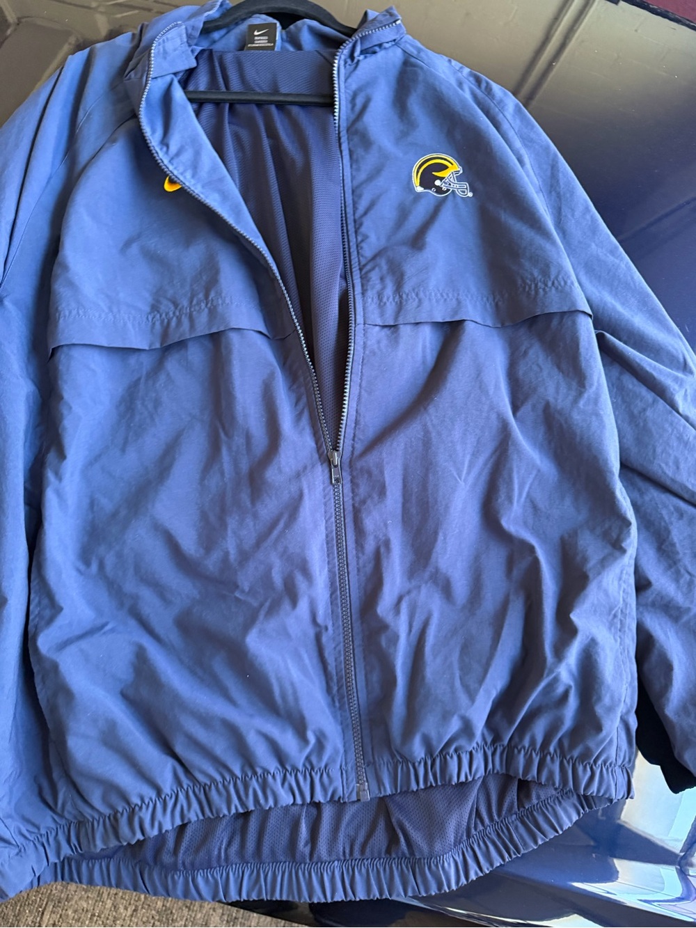 Nike Men's Navy Blue Full-Zip Windbreaker Jacket with Yellow Logo
